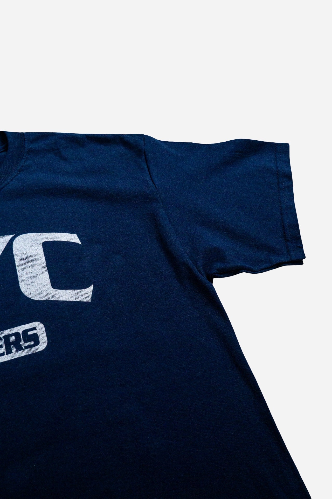 Vintage Gildan T-Shirt 'NYC Hooters' - Graphics [2000er]