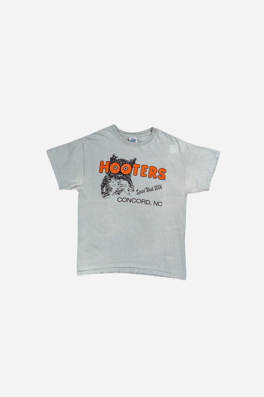 Vintage Delta T-Shirt 'Hooters' - Graphics [2000er]
